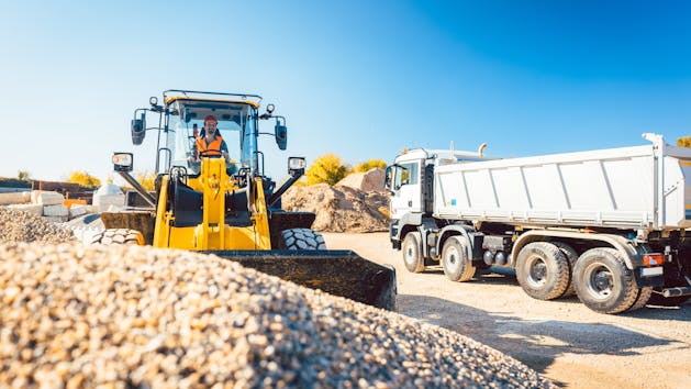 Contractors Improve Utilization with GPS Tracking